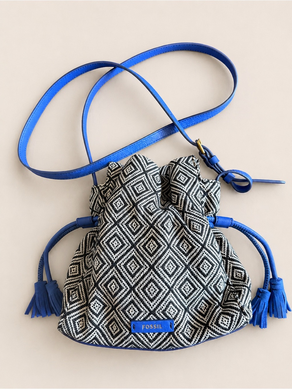 Fossil Woven Bucket Crossbody Bag Cobalt Blue Leather Tassels Black Cream